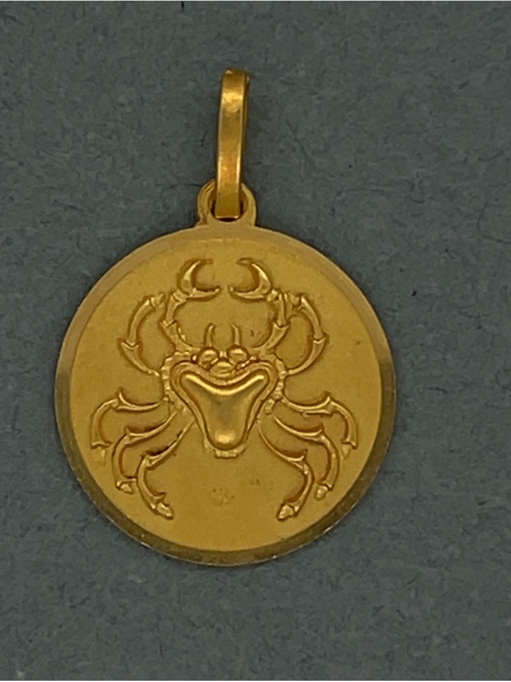 Cancer Crab zodiac charm, 18k gold, vintage